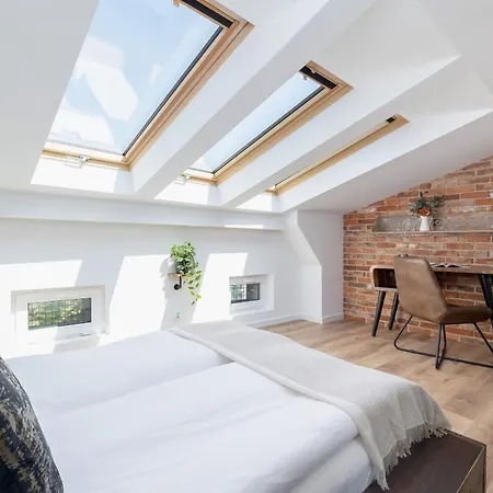 Wawel Castle Modern Dietla By Renters *